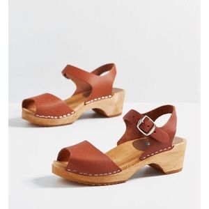 ModCloth Swedish Leather Clogs
